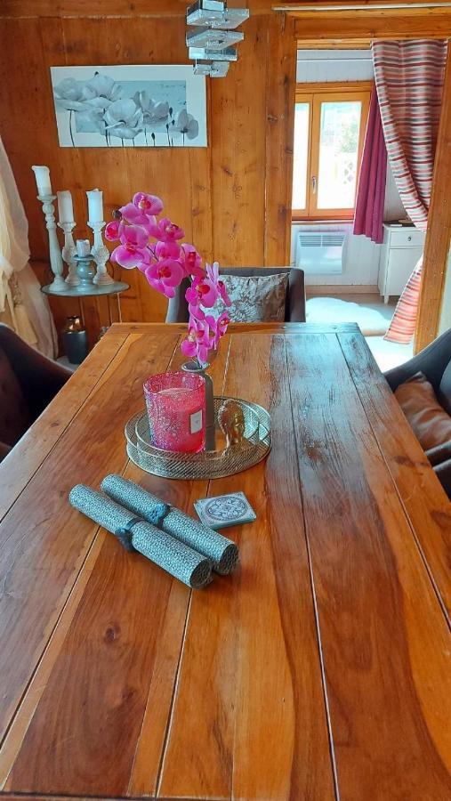 Petite Maison Sur La Colline Du Gibloux: 1Chambre,1 Salon Et Salle De Bain Prives Au Rez De Chausse, Piscine Exterieur Et Bbq , Le Châtelard-Montreux 외부 사진